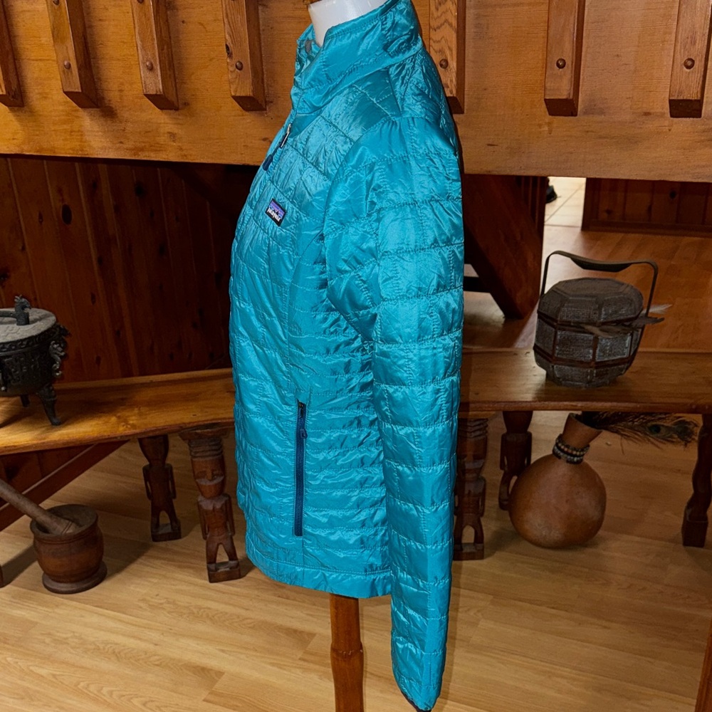 Patagonia size Small S Women's Teal Puffer Jacket - Picture 5 of 11
